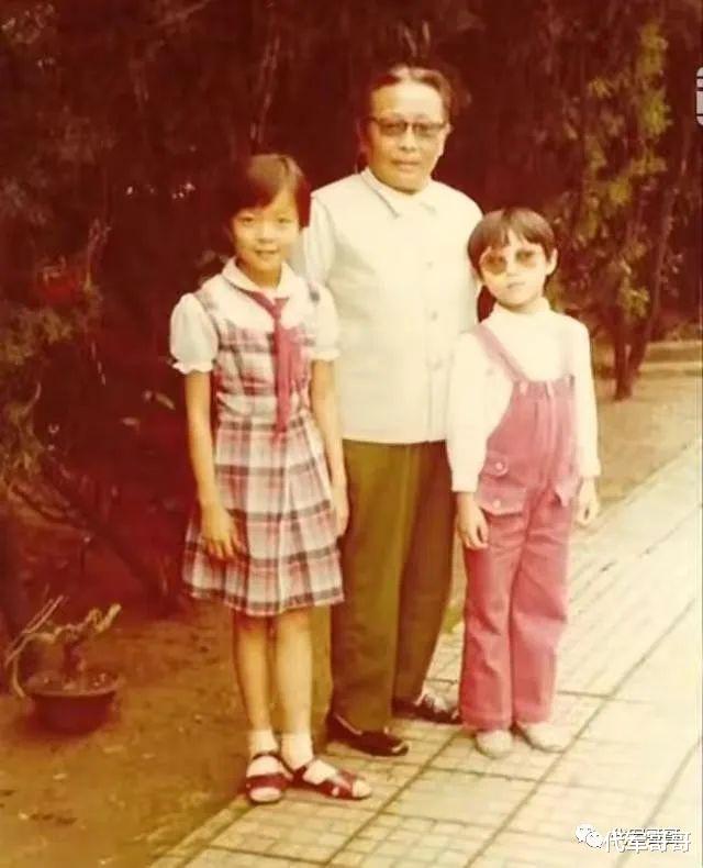 柯蓝|她是出身显赫女星,因私生活太乱无人敢娶,如今50岁仍然是单身