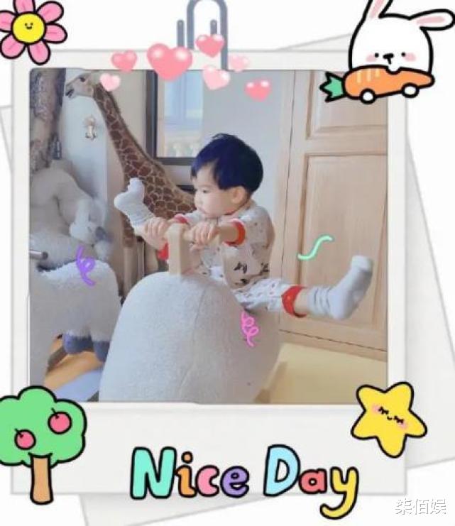 刘璇|刘璇新年首晒儿女,赳赳紧搂妹妹感情深厚,哥哥像妈妈妹妹像爸爸