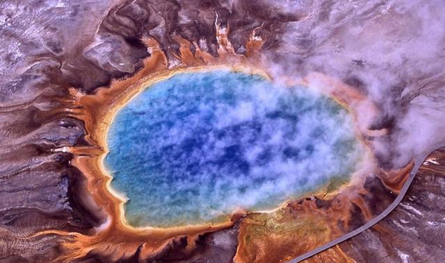 全世界都担心“黄石火山”复活,若爆发,人类还能生存吗?