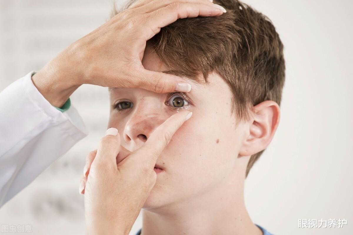 儿童健康|日常伤害眼睛的坏习惯，孩子身边的视力杀手
