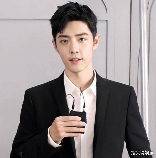 肖战|肖战被评为2021全球最帅男演员，网友晒早前照片反驳：辣眼睛