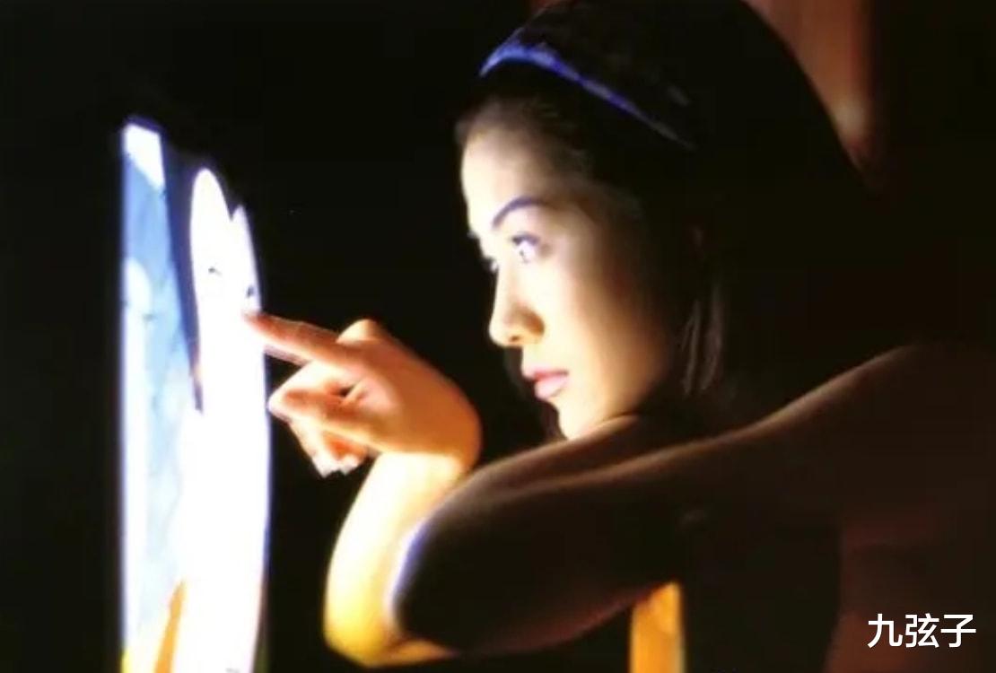 郭碧婷|因拍“风月”片毁了一生，精神异常的钟甄都经历了啥？