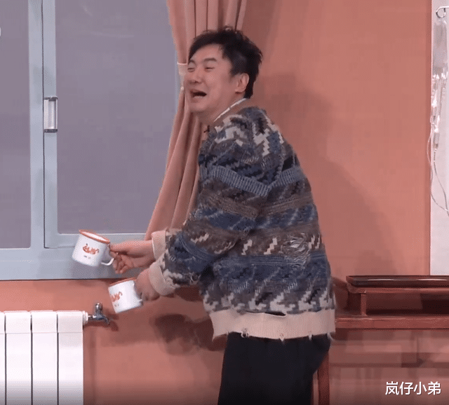 沈腾|沈腾小品成春晚最佳，马丽透露幕后排练惊魂一刻，沈腾深夜晕倒入院！