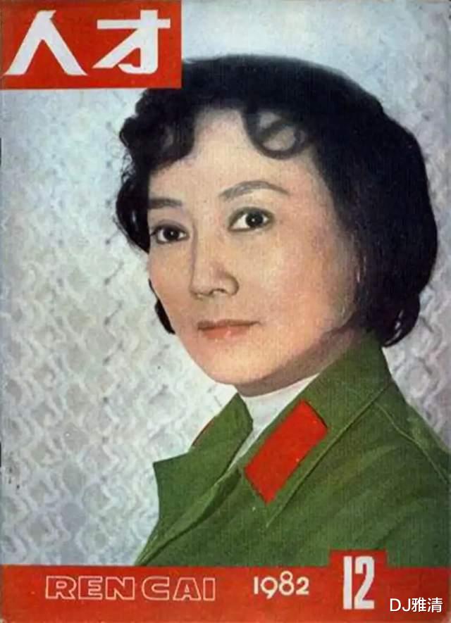 王晓棠|美丽女兵王晓棠，25张精修靓照欣赏，真正的女神，从来都不矫揉造作