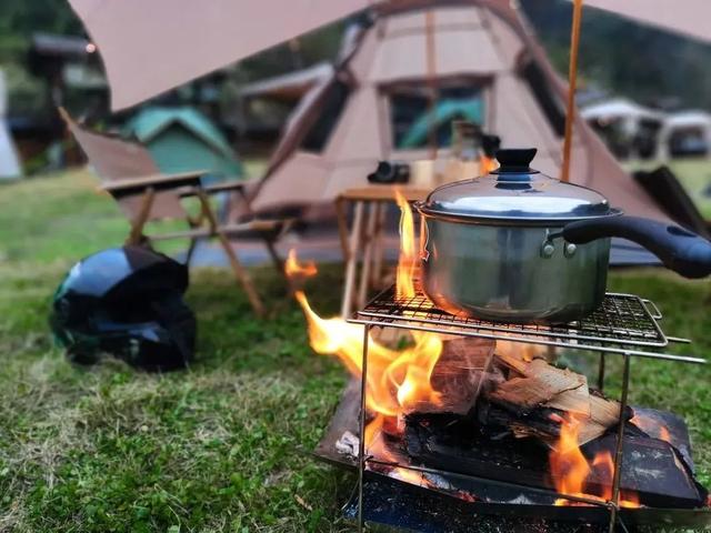 |“爽爽贵阳”火起来！央视《新闻1+1》关注贵阳露营发展