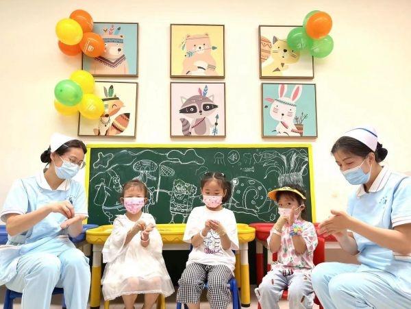 儿科|一边游戏一边科普，儿科病房内的快乐“六一”