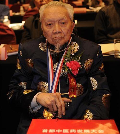 程莘农|“针灸泰斗”程莘农,活到了94岁,他的养生秘诀,照着做受益匪浅