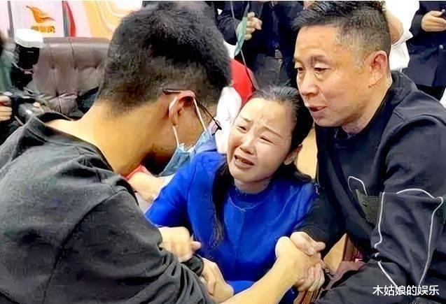 |被找回来的孙卓现在怎么样了?回家一周年庆祝,孙爸满怀感激