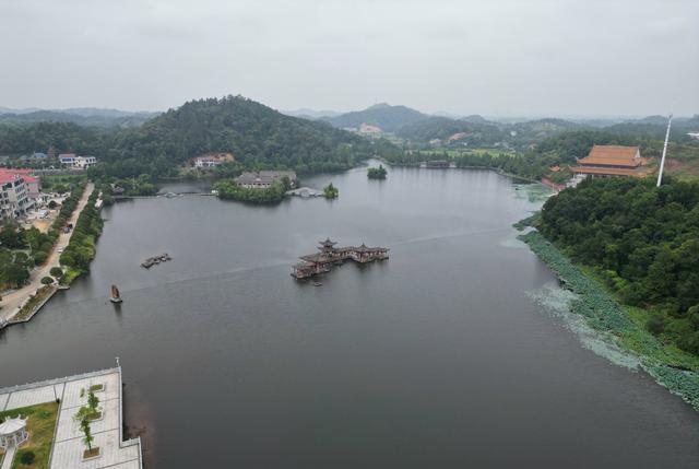长沙|长沙县仅次于松雅湖的湖泊，景色很精致，还能免费露营钓鱼
