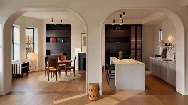 纽约家具店老板的家:阳光、地板、灯光、家具室内装饰,太精致了