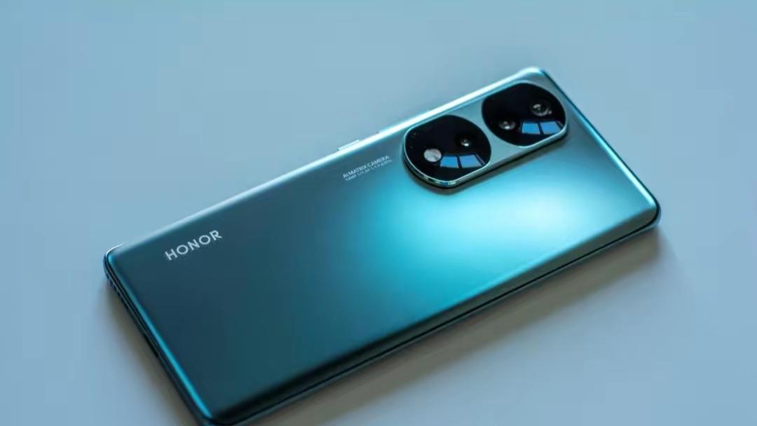 核聚变|都2022年了 手机配置高就一定好 推荐三款高品质体验好比肩旗舰机