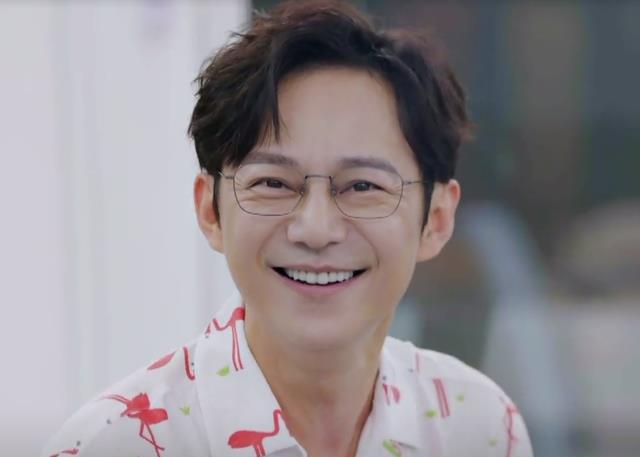 汪涵|汪涵何炅力挺,《100道光芒》持续热播,这才是当下最需要的综艺