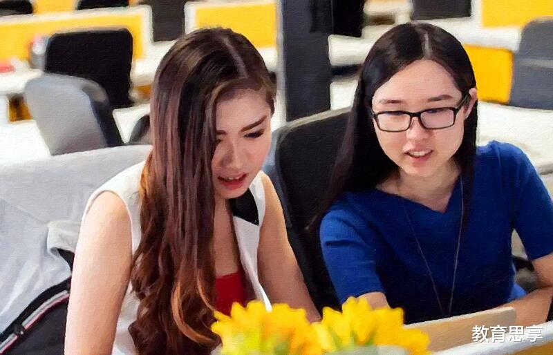 韦东奕|韦东奕的“个人简历”，只有4行字，但我建议你别学