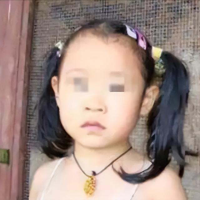 93年西宁一女子将6岁女儿虐待死,出狱后扒女儿坟:把你挫骨扬灰