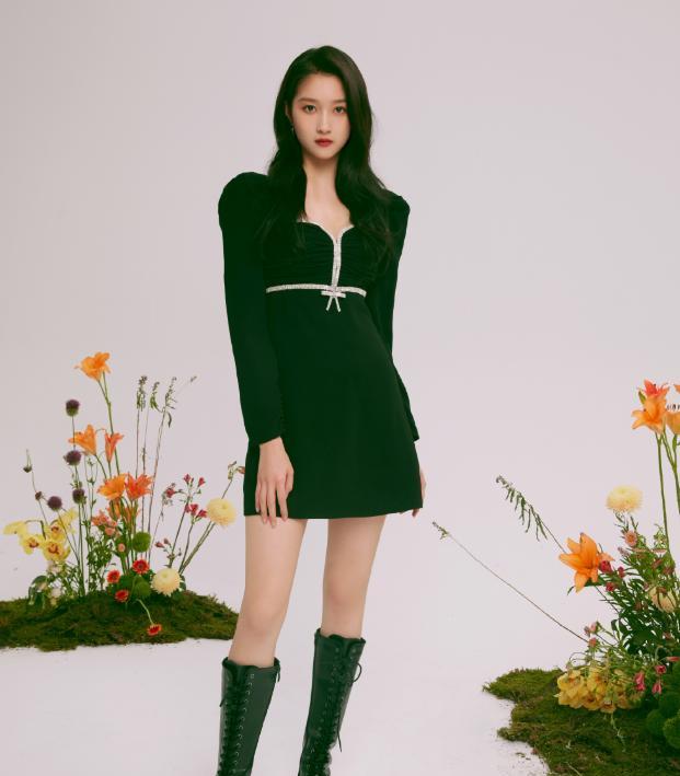 关晓彤|浙江卫视818晚会,北京大妞儿关晓彤,甜美造型照,颜值征服全网