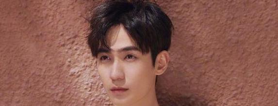 朱一龙|《镇魂》播出四年后，朱一龙获金鸡影帝，白宇搭档杨幂出演医生