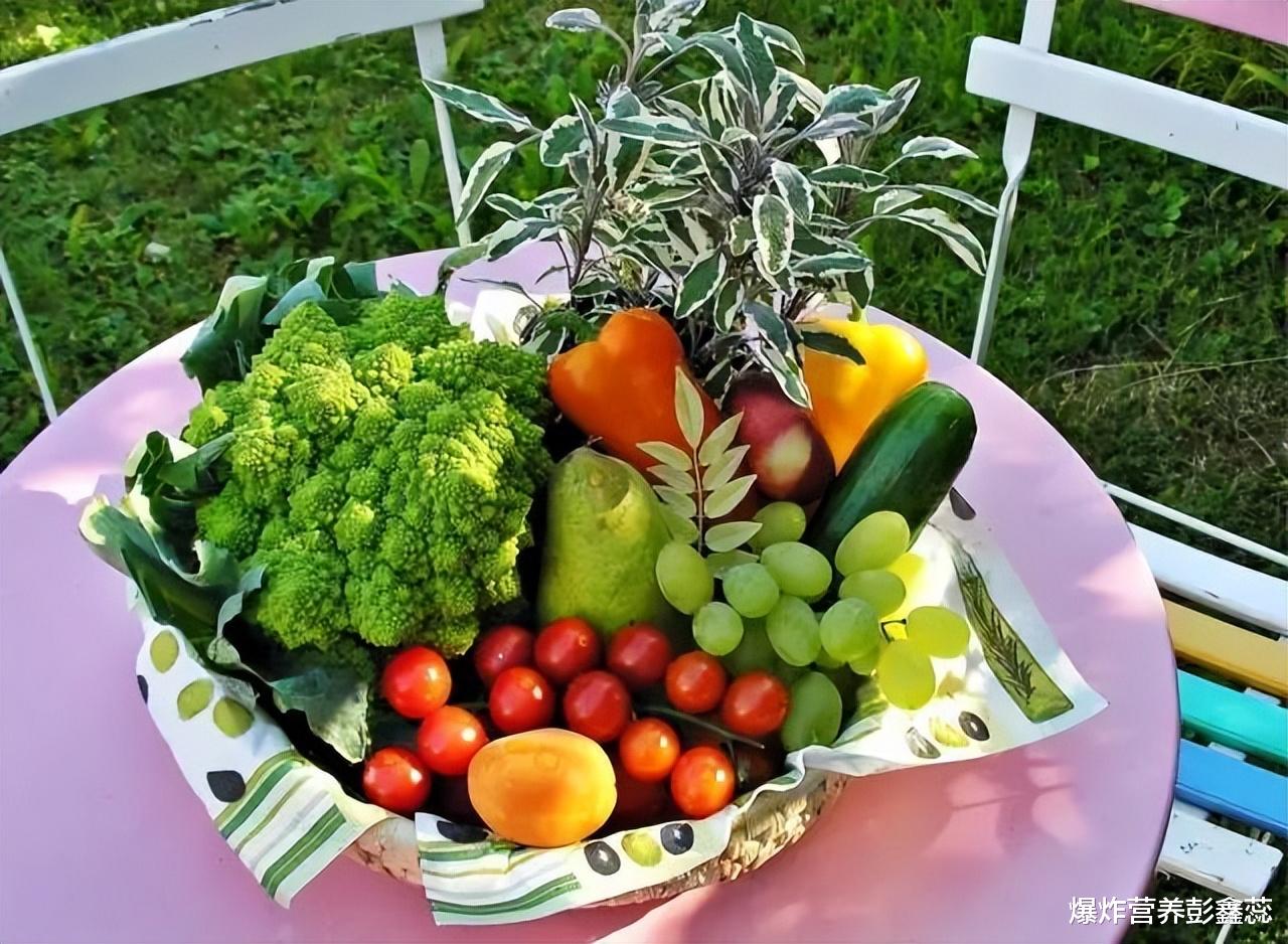 茶叶|年龄越大越要学会“忌口”?提醒:50岁后,管住嘴做好3不吃2多吃