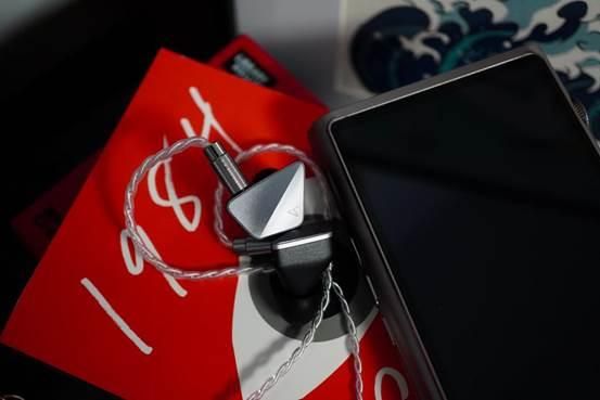 聊聊|播放器中的高性价比水桶机 ----- 聊聊山灵便携HIFI播放器M7