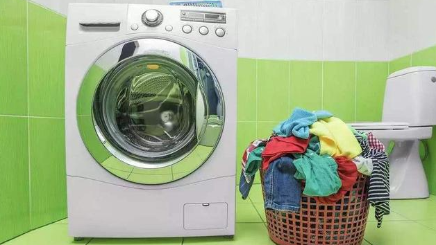 滚筒洗衣机|滚筒洗衣机怎么用更省电 滚筒洗衣机怎么让衣物洗得更干净?