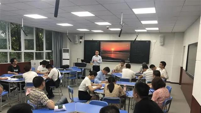 教师|为何家长情愿让孩子打工，也不让孩子去读技校？资深教师道出实情