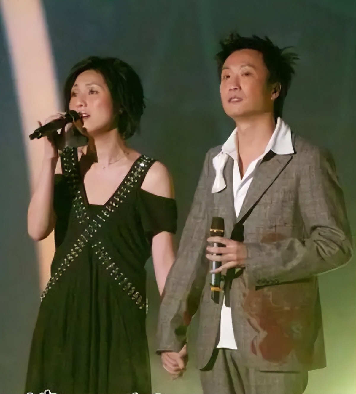 杨千嬅|陈奕迅和杨千嬅,回去不了