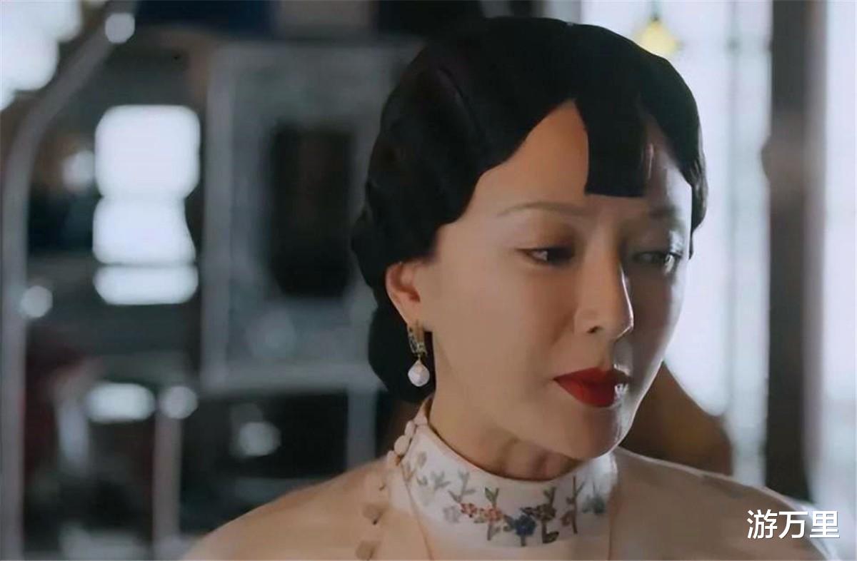 钟玉|《传家》钟灵看起来不争不抢,却利用自己的身世拿下继承权