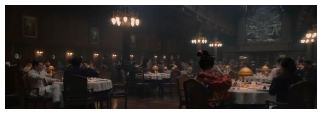 暗黑|从9.3跌至7.0,万众期待的网飞新剧惨遭滑铁卢?