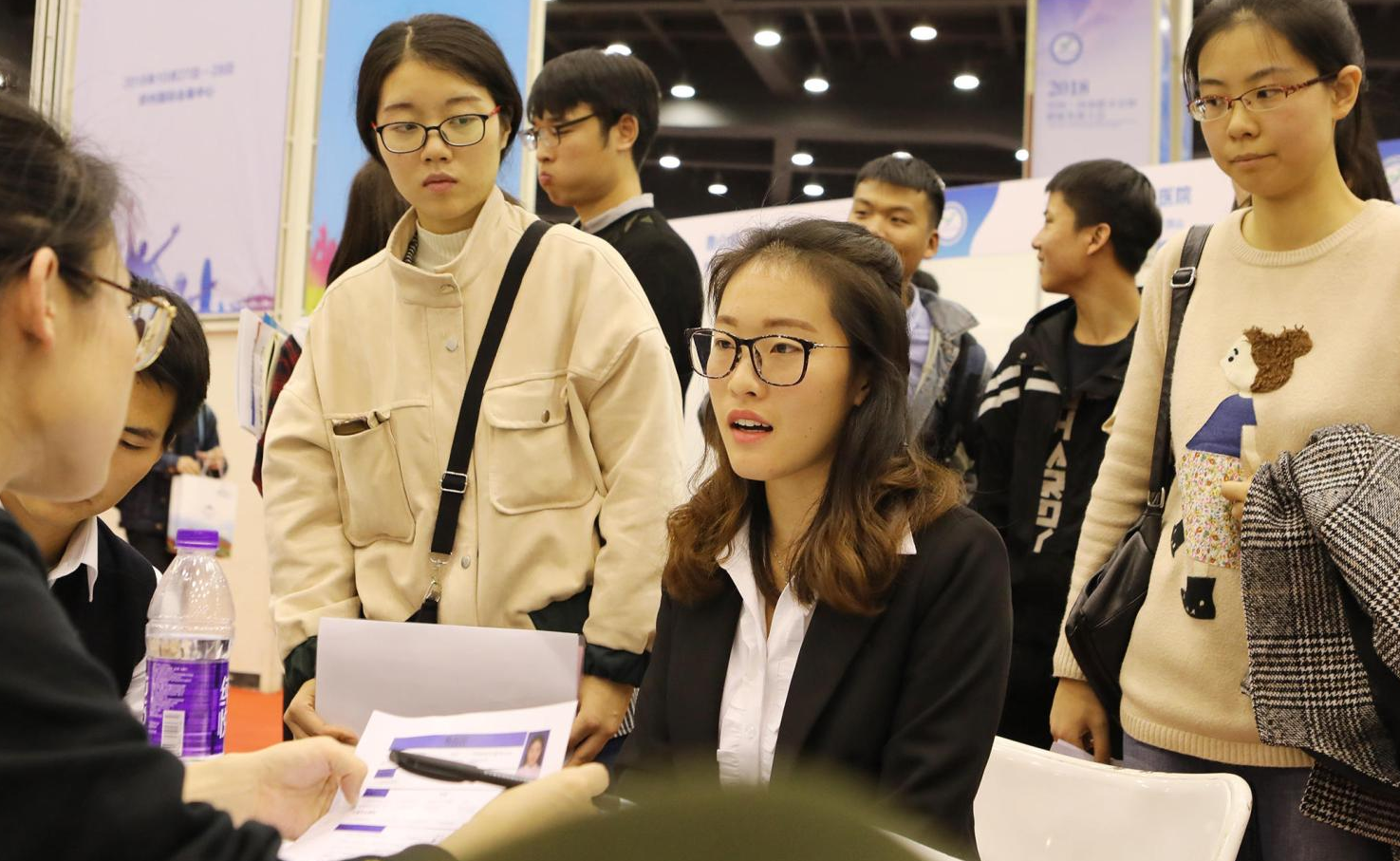 大学生|大学生求职季来临,但有些公司注定只是“过客”,面试时记得避坑