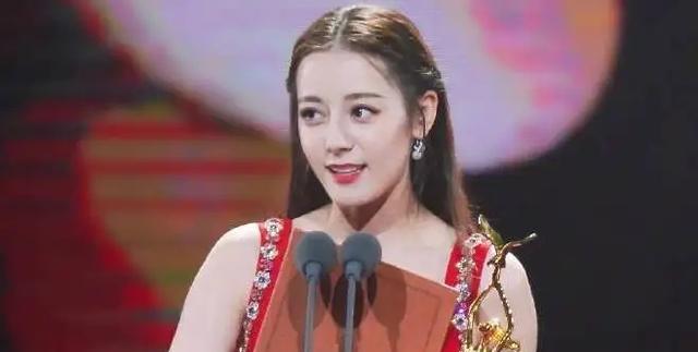 迪丽热巴|汪海林提议取消金鹰女神评选，评论区全都在讨论迪丽热巴跟杨紫