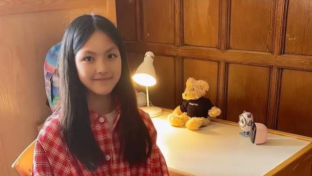 王诗龄|李湘在英国为祖国庆生，再次引发移民猜测，或将长期陪读王诗龄