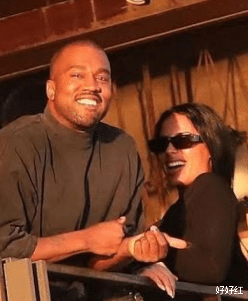 金·卡戴珊|跪舔求复合、“活埋”前妻新欢：官宣离婚后，他彻底疯了