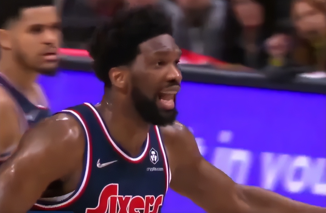 詹姆斯·哈登|NBA爆大冷！倒数第2掀翻东部第3，哈登梦游呆滞，大帝沮丧离场