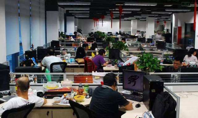 白嘉轩|不要再吐槽春晚了,你已经被春晚抛弃了