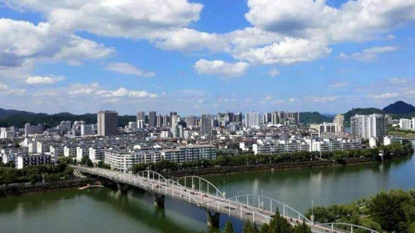 庐山|中国这三座城市以名山来命名，游客却是看山不看城，看看你来过吗