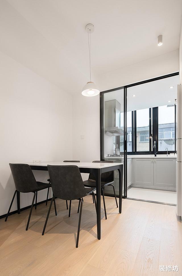 舍弃客厅变身大书房,学她家这么设计,80平也能满足5口人的需求