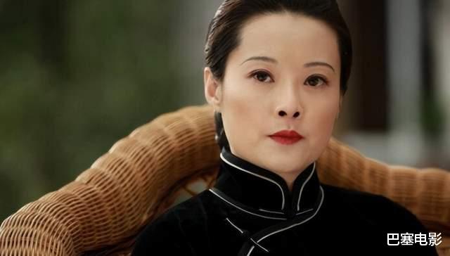 刘涛|宋美龄、宋庆龄别硬演，刘涛版太端着争议最大，有人像从照片走出
