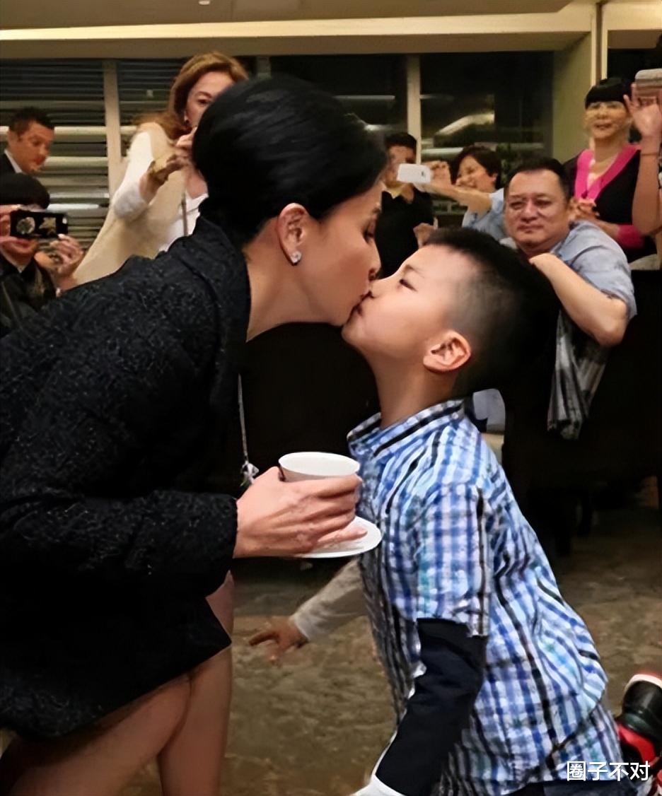 康晋荣|胡军儿子到底有多厉害？给长津湖提建议，12岁康康让军事专家叹服