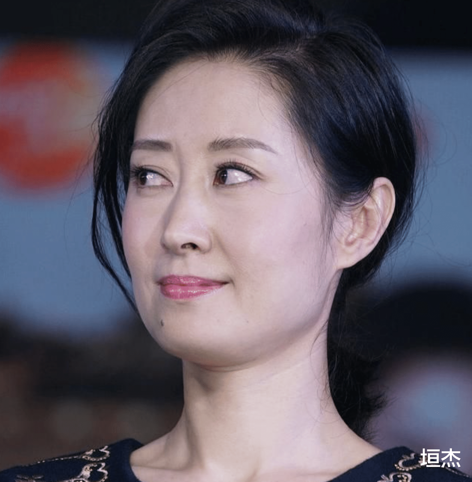 刘雪华|“自带苦相”的10位女星，个个愁容满面，演什么都丧，太吃亏了