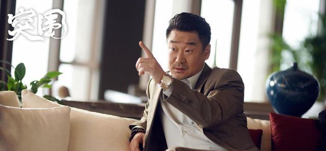 张若昀|张若昀新剧获央视点名宣传，看到女主后，网友：怎么哪都有她