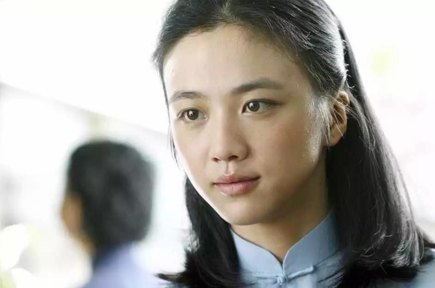 汤唯|汤唯：15年前因《色戒》被“封杀”，15年后却“原地封神”