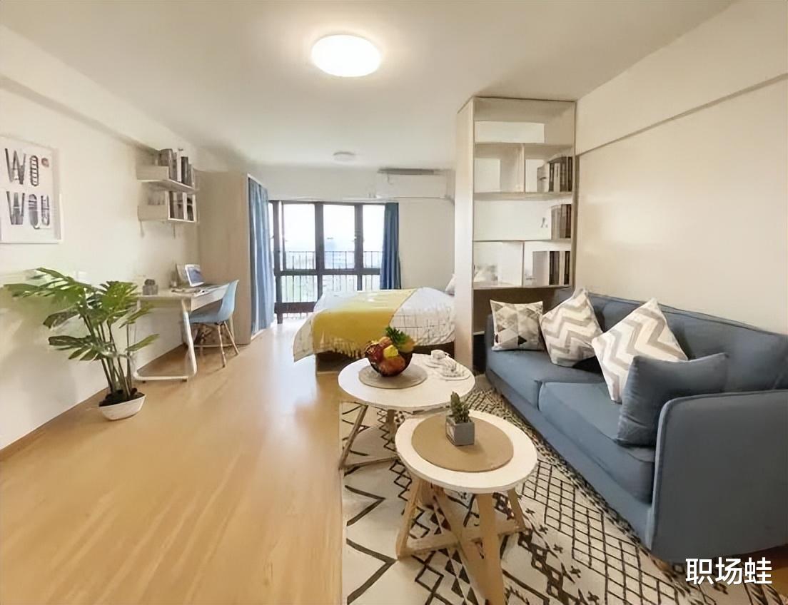 拿了房是装修自住、租出去,还是交给长租中介托管5年?