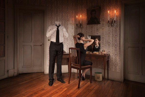 法国摄影师拍摄的照片 隐形人的世界 很是神奇