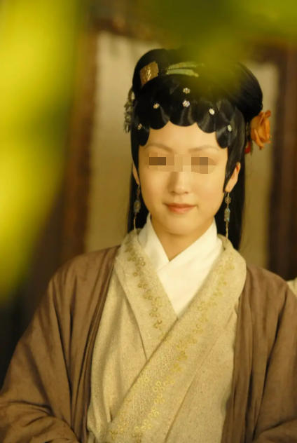 周美毅|知名女星遭富豪骗婚骗孕：惨不忍睹！