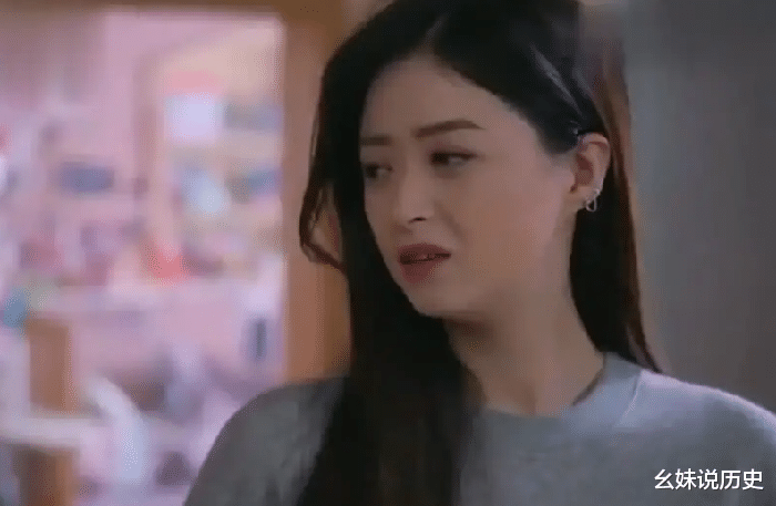 天道|欢乐颂：穿着满身的A货去掐尖，难怪樊胜美总是被人玩弄！