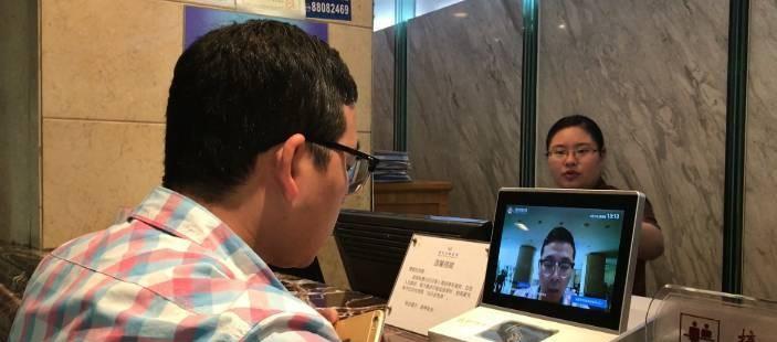 非夫妻关系同住酒店,被警察查到会怎么样?不要慌,答案在这里!