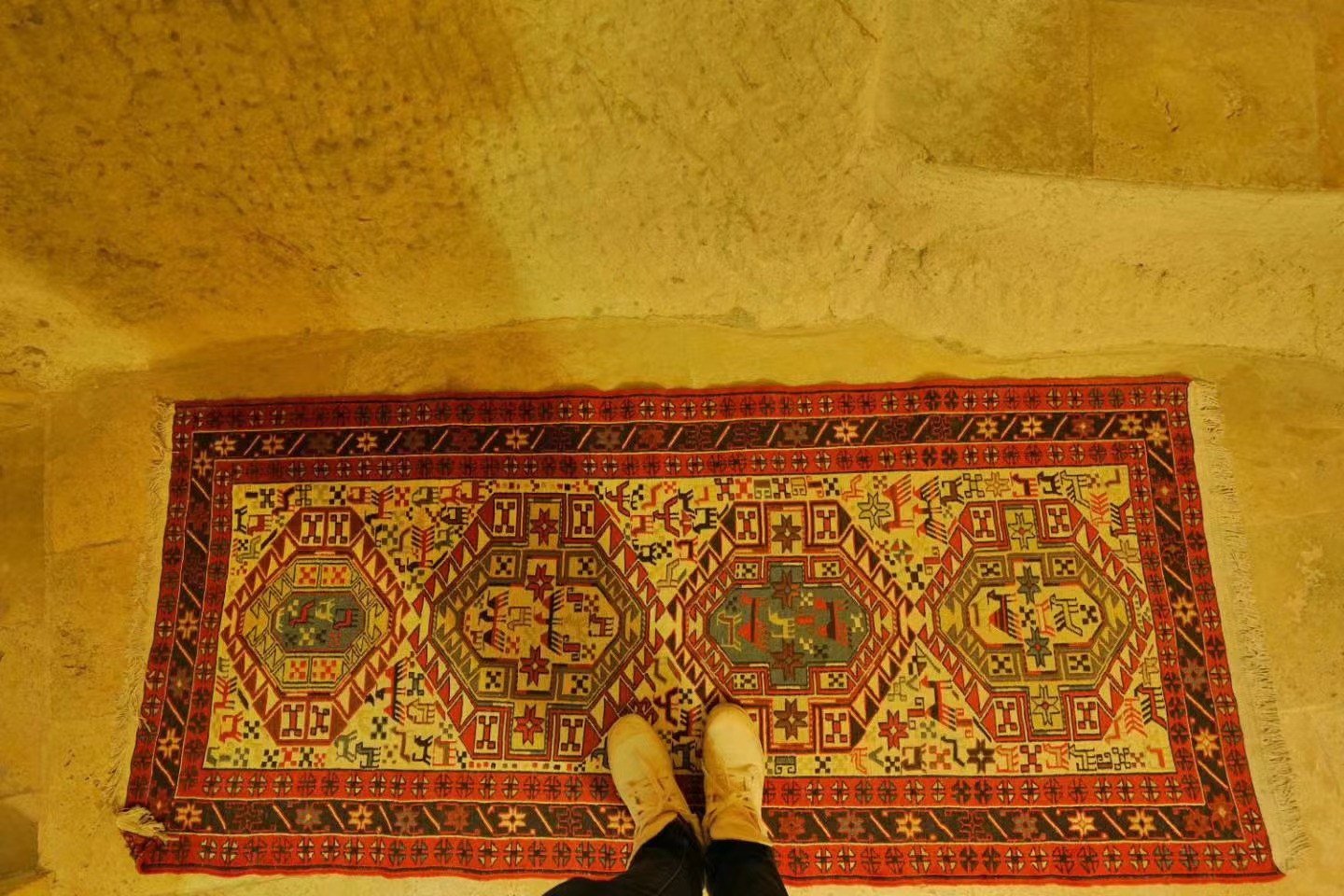 铜仁|体验山顶洞人的穴居生活:卡帕多西亚洞穴酒店