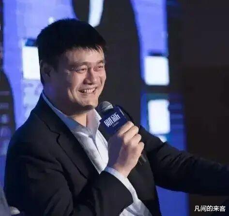 四川男篮|CBA黑马上演耻辱一战，疑似故意放弃比赛轮休核心主将，超级大外直接看懵