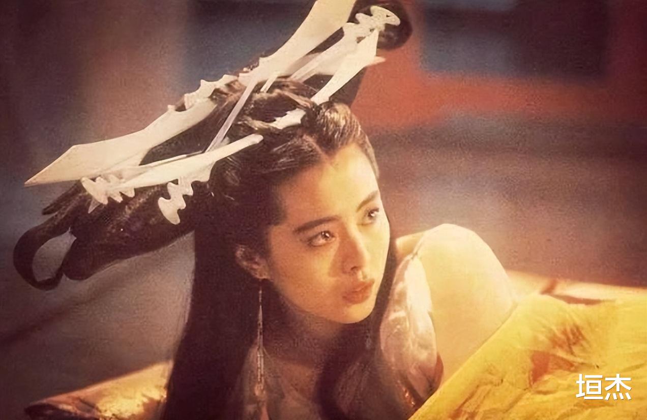 古力娜扎|“眼技”不好别瞎扮美人，单看惊为天人同框就输，一个缺点太明显