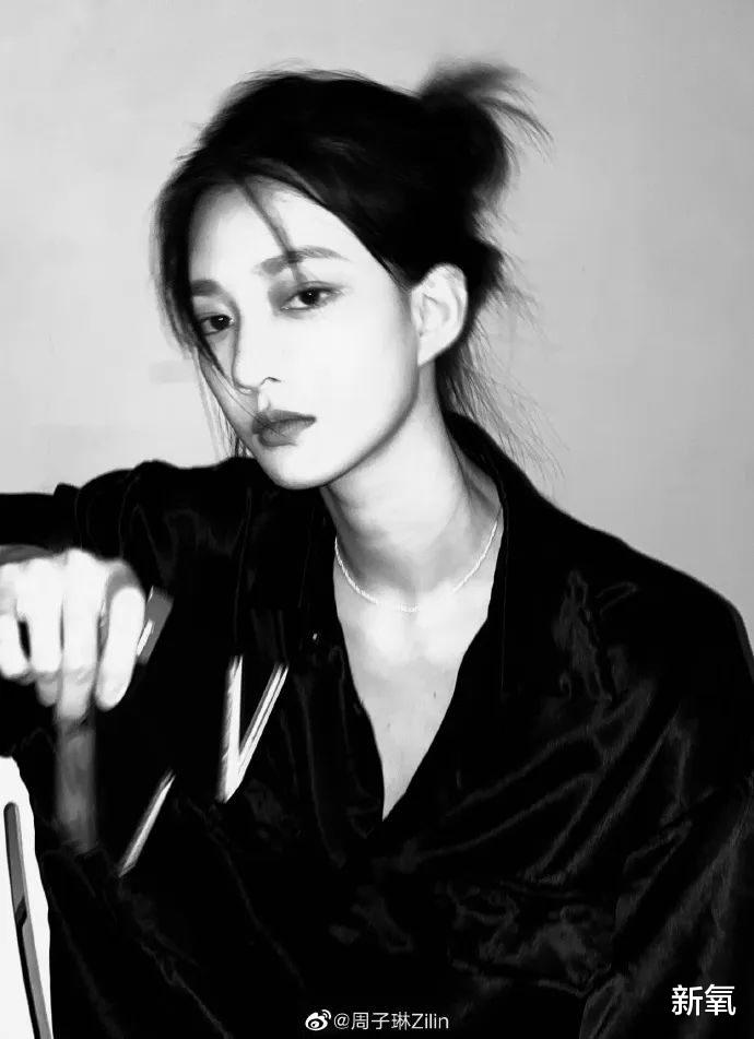 |无性别差攻击的美少女，不如自己和自己结婚吧？