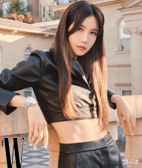 李智雅 韩国女星李智雅44岁依然川字腹肌！
